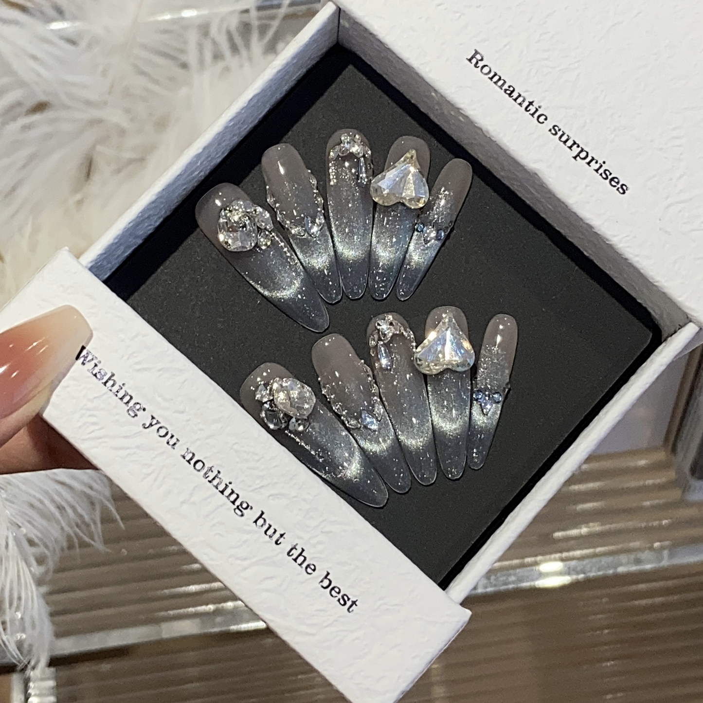 GlimmyGo Covered in Silver Press-on Nails